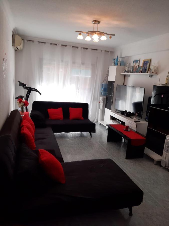 Kwatera prywatna Grande En Piso Compartido Con 2 Adultos *